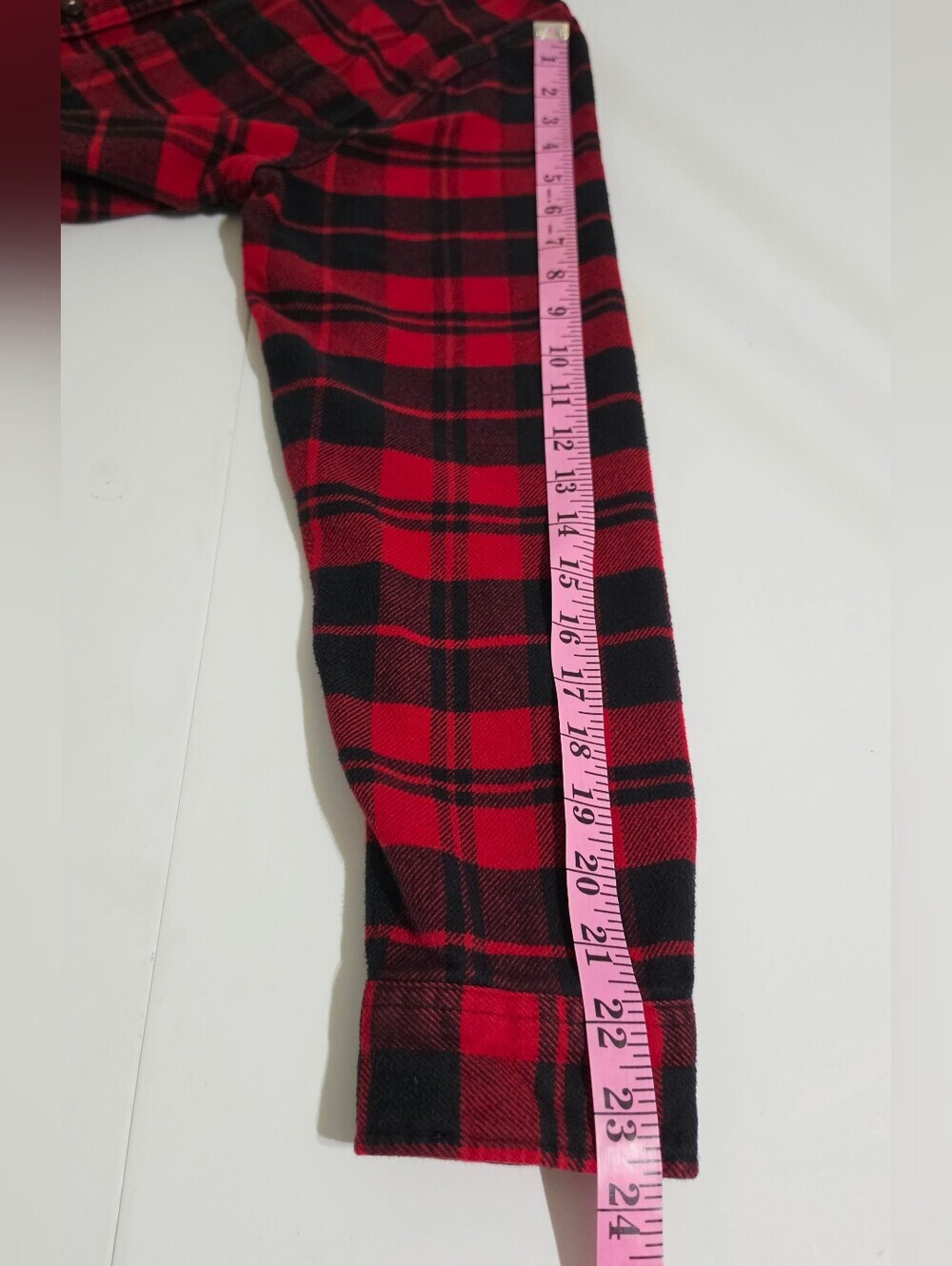 L.L.Bean Women’s M 100% Organic Cotton Flannel Shirt Red Black Plaid Button Up - Picture 9 of 15